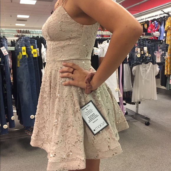 Homecoming Dress (PRICE DROP!!) - Picture 6 of 8